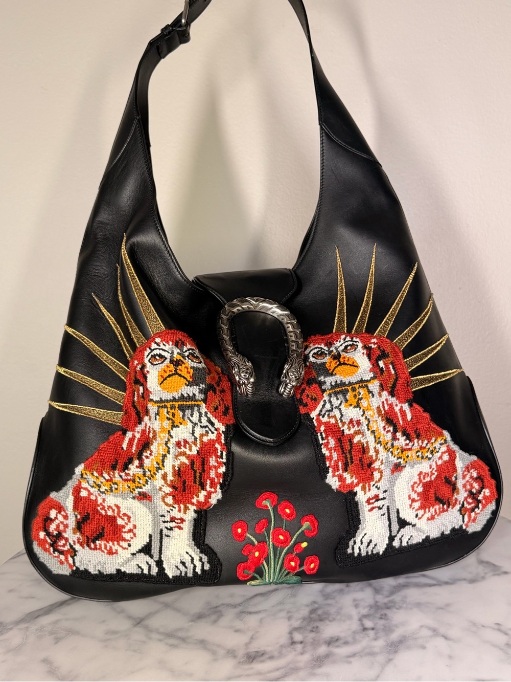 Gucci
Dog Embroidered Extra Large Dionysus Hobo - Picture 5 of 17